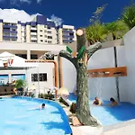 Prive Boulevard Suite Hotel